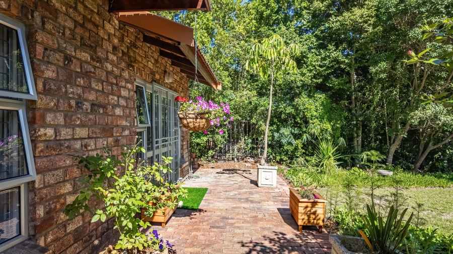 4 Bedroom Property for Sale in Old Place Western Cape